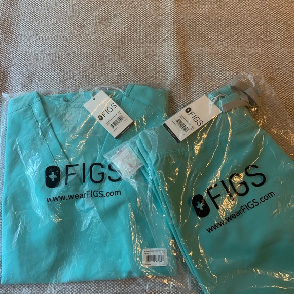 Figs | Limited Edition Aqua Set XXS pants only - Picture 3 of 7